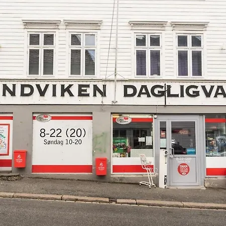 公寓 Dinbnb I Views & Street Parking In Sandviken