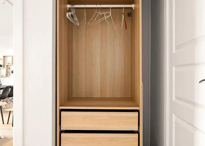 Dinbnb I Views & Street Parking In Sandviken 卑爾根